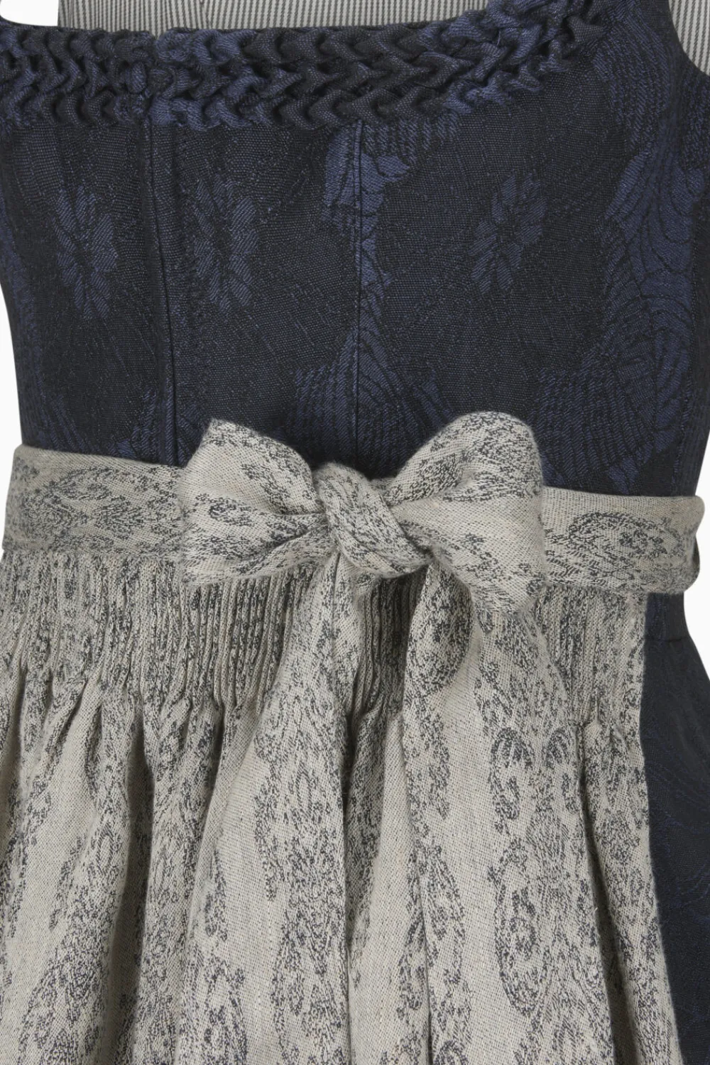 dirndl_vreni_2.webp Dirndl^Gottseidank Dirndl Vreni nachtblau